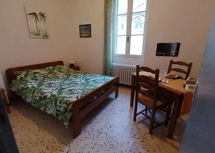 Le Colombier Πανσιόν Alzon